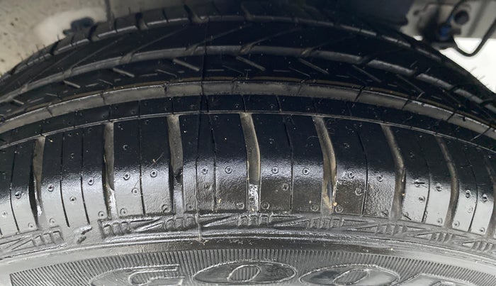 2018 Hyundai Grand i10 SPORTZ 1.2 KAPPA VTVT, Petrol, Manual, 22,876 km, Left Rear Tyre Tread