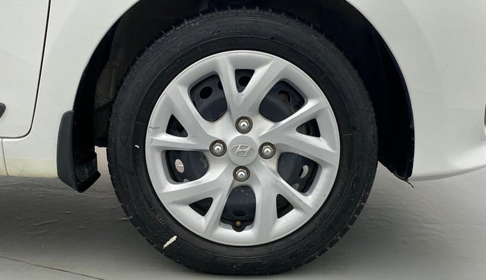 2018 Hyundai Grand i10 SPORTZ 1.2 KAPPA VTVT, Petrol, Manual, 22,876 km, Right Front Wheel