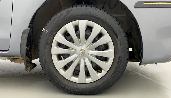 2016 Toyota Etios Liva GD, Diesel, Manual, 65,160 km, Right Front Wheel