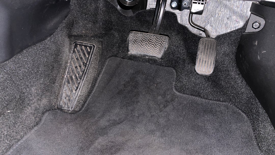 2021 Toyota Corolla Ascent Sport Hybrid, Automatic, 39367 km, Pedals and Footmat