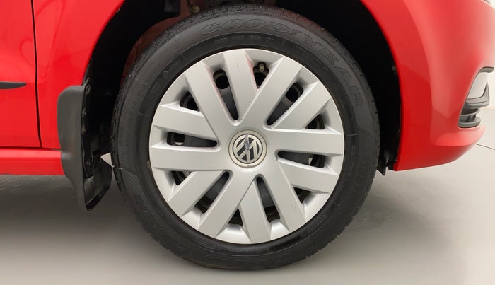 2018 Volkswagen Polo COMFORTLINE 1.0 PETROL, Petrol, Manual, 13,749 km, Right Front Wheel