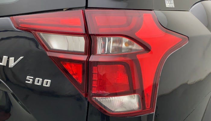 2018 Mahindra XUV500 W7, Diesel, Manual, 96,022 km, Right tail light - Minor scratches
