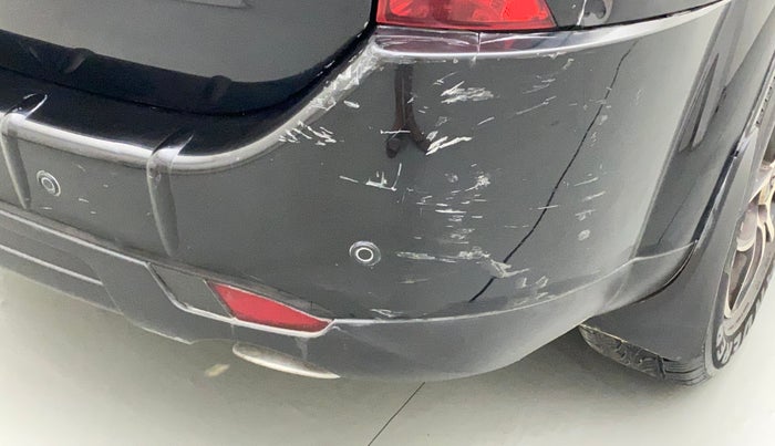 2018 Mahindra XUV500 W7, Diesel, Manual, 96,022 km, Rear bumper - Minor scratches
