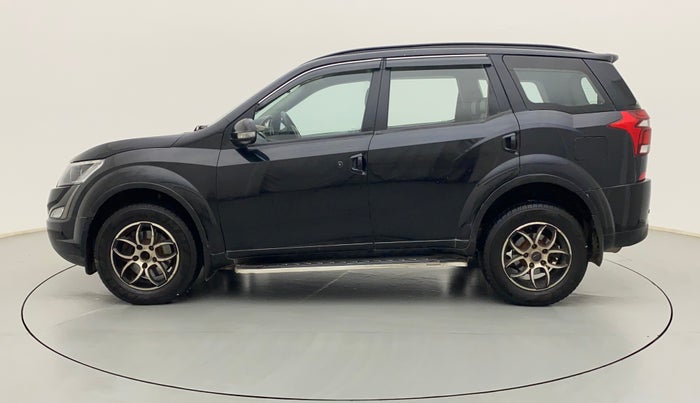 2018 Mahindra XUV500 W7, Diesel, Manual, 96,022 km, Left Side