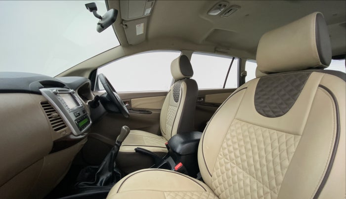 2015 Toyota Innova 2.5 VX 7 STR BS IV, Diesel, Manual, 1,50,687 km, Right Side Front Door Cabin View