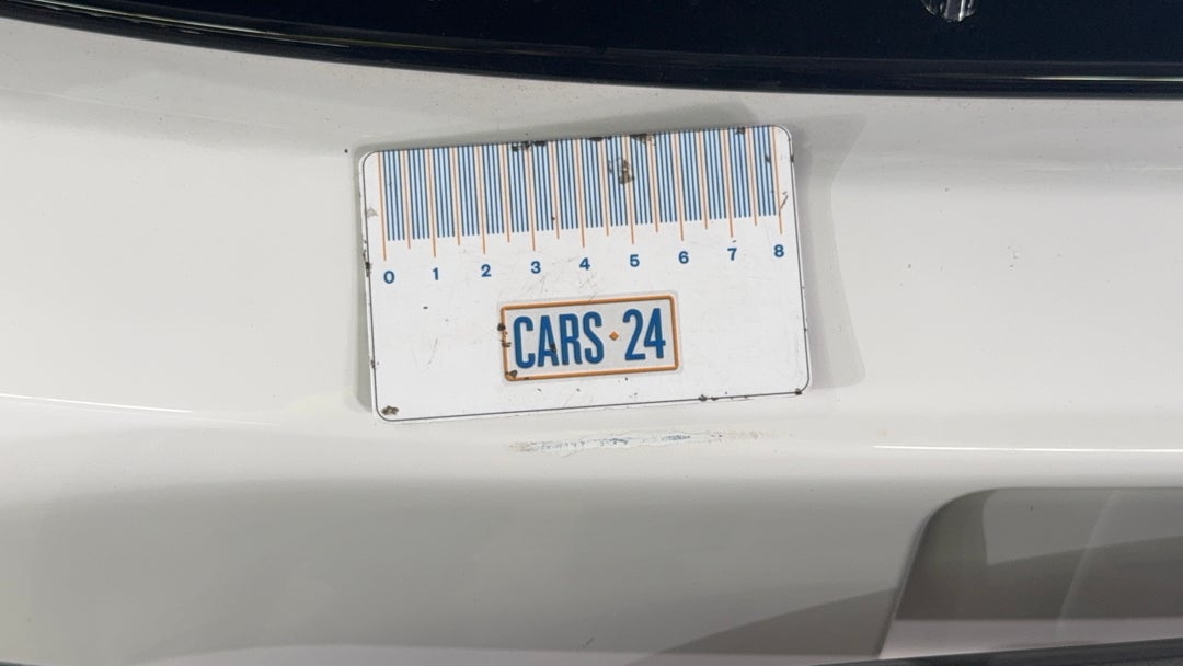 Bumper Front Scratch