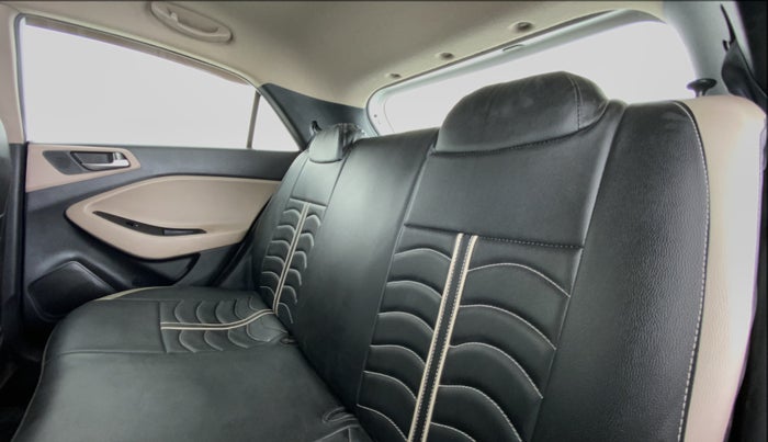 2017 Hyundai Elite i20 SPORTZ 1.2, Petrol, Manual, 34,655 km, Right Side Rear Door Cabin