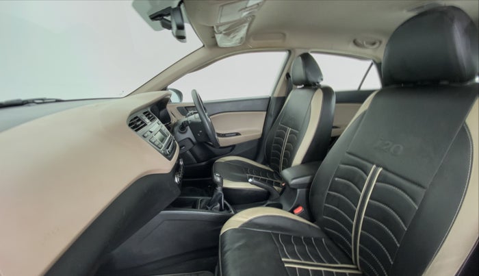 2017 Hyundai Elite i20 SPORTZ 1.2, Petrol, Manual, 34,655 km, Right Side Front Door Cabin