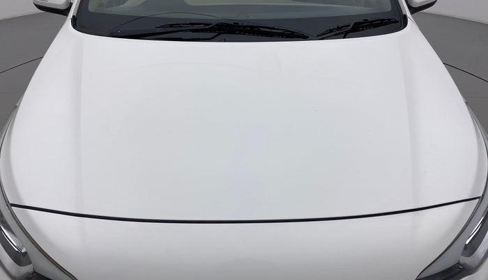 2020 Hyundai Elite i20 SPORTZ PLUS 1.2, Petrol, Manual, 35,039 km, Bonnet (hood) - Slightly dented