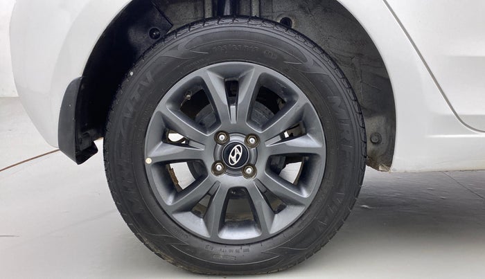 2020 Hyundai Elite i20 SPORTZ PLUS 1.2, Petrol, Manual, 35,039 km, Right Rear Wheel