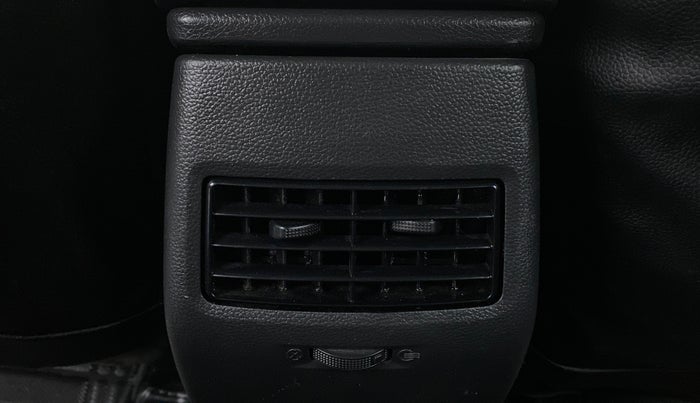 2020 Hyundai Elite i20 SPORTZ PLUS 1.2, Petrol, Manual, 35,039 km, Rear AC Vents