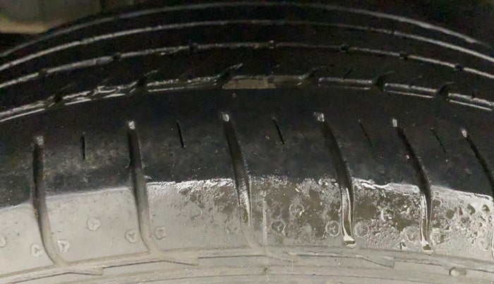 2019 Tata NEXON XM PETROL, Petrol, Manual, 44,159 km, Right Rear Tyre Tread