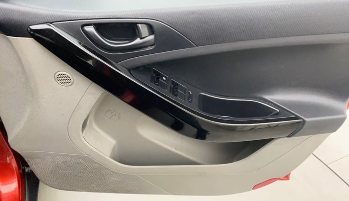 2019 Tata NEXON XM PETROL, Petrol, Manual, 44,159 km, Driver Side Door Panels Control