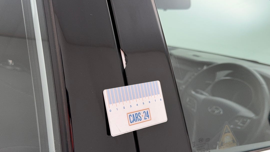 Doors Front RHS Lining broken / damaged