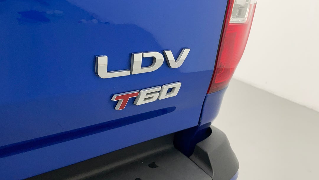 Badge (Boot Right Side)