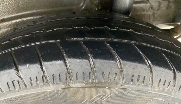 2019 Maruti New Wagon-R LXI CNG 1.0 L, CNG, Manual, 81,578 km, Left Rear Tyre Tread