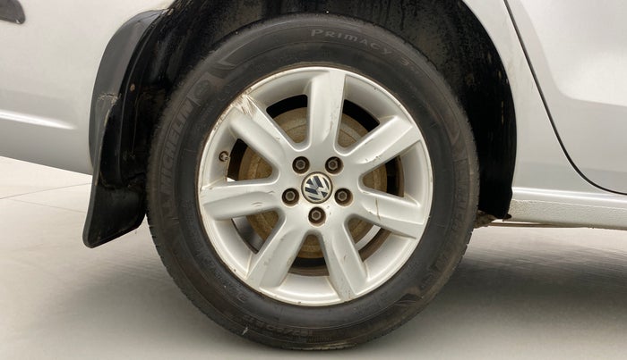 2011 Volkswagen Vento HIGHLINE DIESEL, Diesel, Manual, 99,009 km, Right Rear Wheel