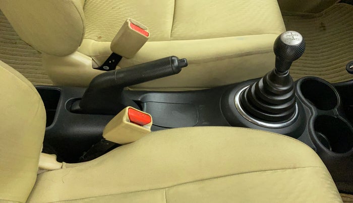 2015 Honda Amaze 1.2L I-VTEC S, Petrol, Manual, 44,063 km, Gear Lever