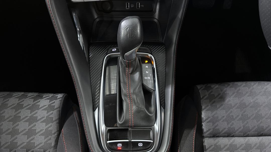 2023 MG Zst Core, Automatic, 4763 km, Gear Lever 