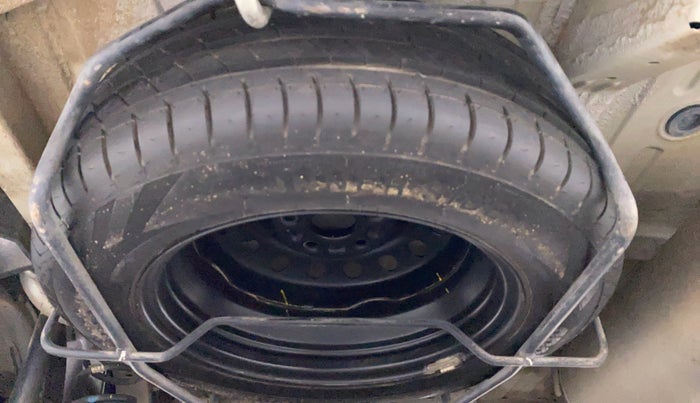 2021 Maruti XL6 ALPHA SHVS  MT, Petrol, Manual, 48,791 km, Spare Tyre