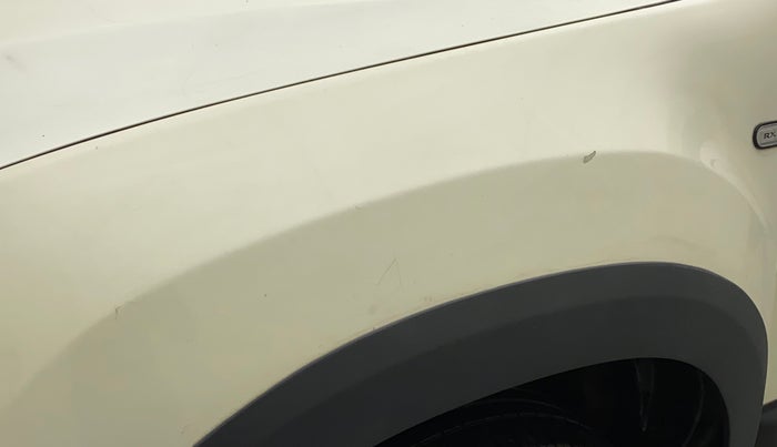 2019 Renault Duster 110 PS RXZ 4X2 AMT DIESEL, Diesel, Automatic, 24,617 km, Left fender - Paint has minor damage