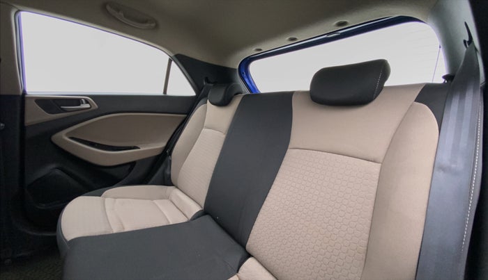 2016 Hyundai Elite i20 ASTA 1.2, Petrol, Manual, 45,553 km, Right Side Door Cabin View