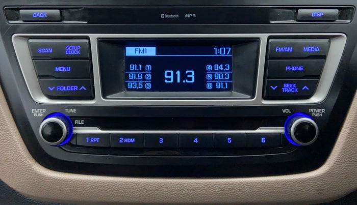 2016 Hyundai Elite i20 ASTA 1.2, Petrol, Manual, 45,553 km, Infotainment System
