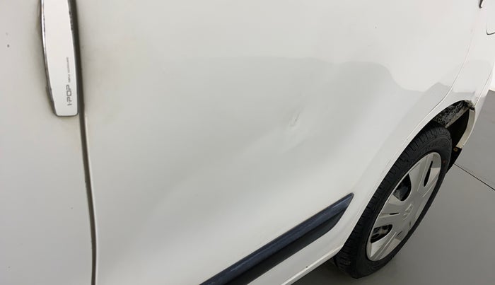 2017 Maruti Wagon R 1.0 VXI, CNG, Manual, 79,736 km, Rear left door - Slightly dented