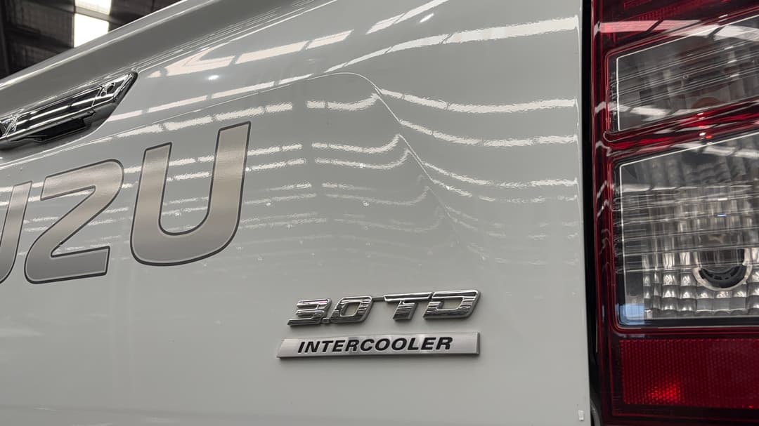 2019 Isuzu D-MAX Ls-m (4x4), Automatic, 113533 km, Badge (Boot Right Side)