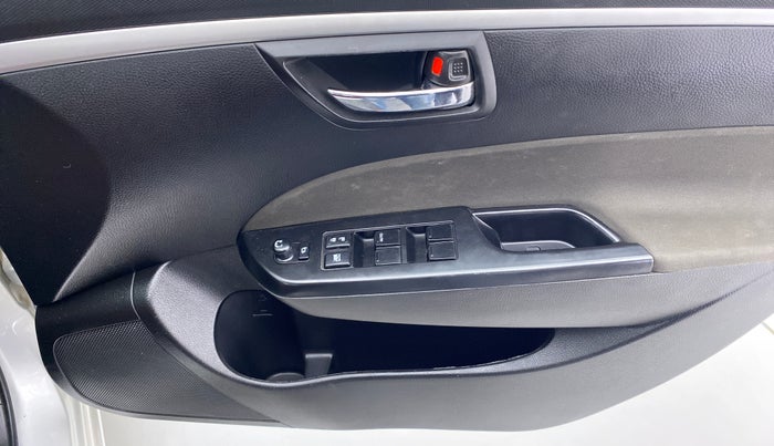 2016 Maruti Swift VXI D, Petrol, Manual, 21,344 km, Driver Side Door Panels Control