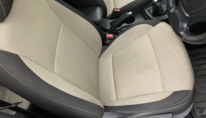 2016 Hyundai Elite i20 ASTA 1.2, Petrol, Manual, 52,955 km, Driver seat - Cover slightly stained