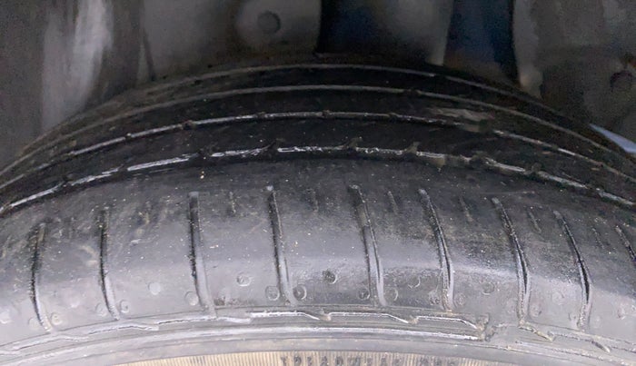 2019 Hyundai Creta 1.6 SX CRDI, Diesel, Manual, 44,026 km, Left Rear Tyre Tread