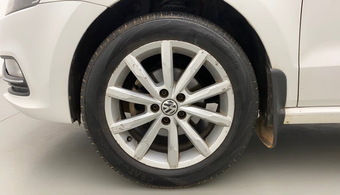 2017 Volkswagen Polo HIGHLINE1.2L, Petrol, Manual, 1,44,223 km, Left Front Wheel