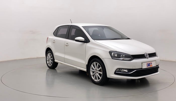 2017 Volkswagen Polo HIGHLINE1.2L, Petrol, Manual, 1,44,223 km, Right Front Diagonal