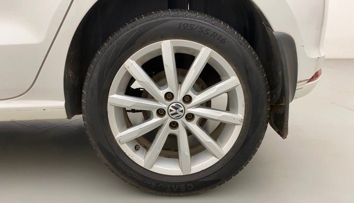 2017 Volkswagen Polo HIGHLINE1.2L, Petrol, Manual, 1,44,223 km, Left Rear Wheel