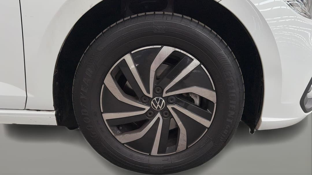 2023 Volkswagen Polo Life, Manual, 21353 km, Right Front Wheel