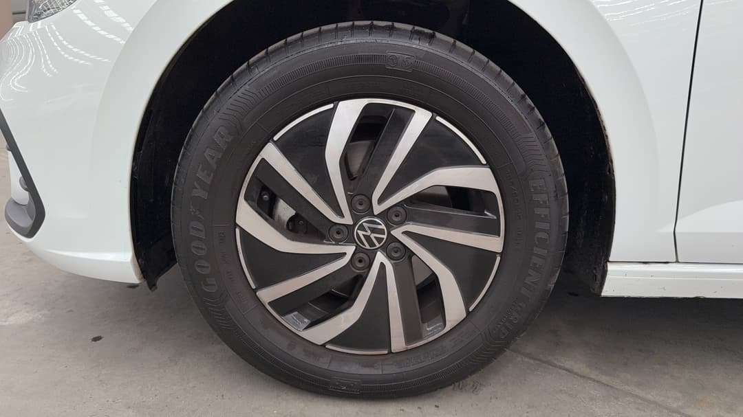2023 Volkswagen Polo Life, Manual, 21353 km, Left Front Wheel
