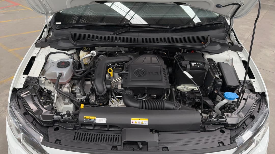 2023 Volkswagen Polo Life, Manual, 21353 km, Open Bonnet (Engine)