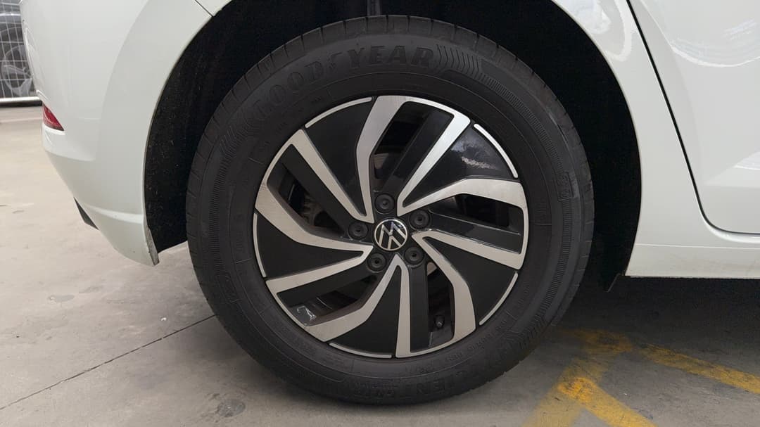 2023 Volkswagen Polo Life, Manual, 21353 km, Right Rear Wheel