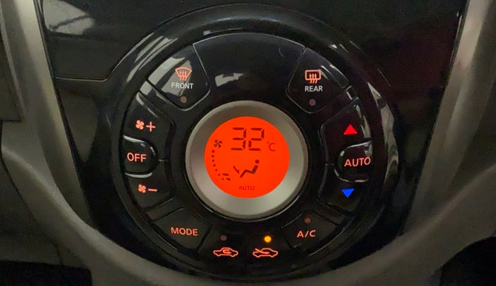 2014 Nissan Micra XV CVT, Petrol, Automatic, 71,937 km, Automatic Climate Control
