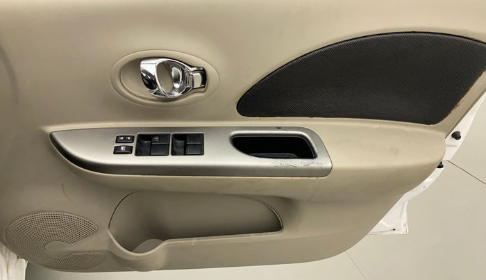 2014 Nissan Micra XV CVT, Petrol, Automatic, 71,937 km, Driver Side Door Panels Control