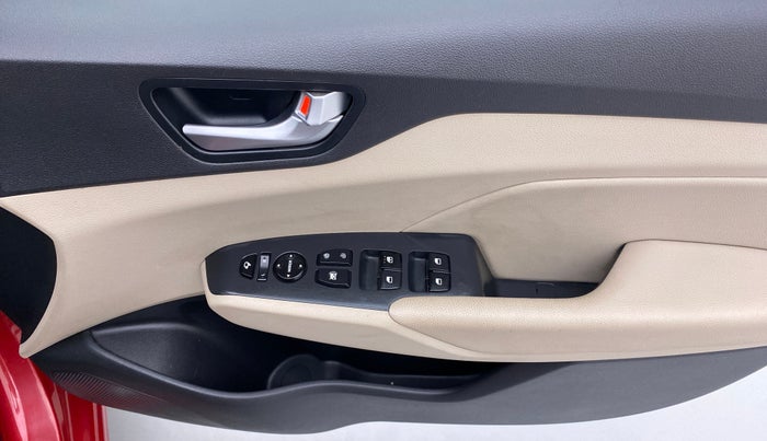2018 Hyundai Verna 1.6 SX VTVT AT (O), Petrol, Automatic, 21,111 km, Driver Side Door Panels Control