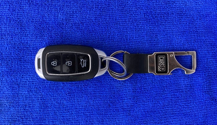 2018 Hyundai Verna 1.6 SX VTVT AT (O), Petrol, Automatic, 21,111 km, Key Close Up
