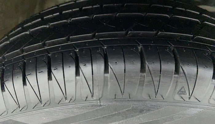 2018 Honda City V MT PETROL, Petrol, Manual, 39,634 km, Right Front Tyre Tread