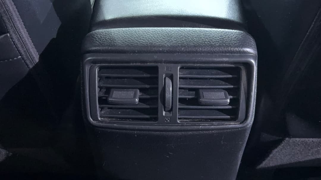 2017 Nissan X-trail Ti (4x4), Automatic, 97334 km, Rear A/C Vent