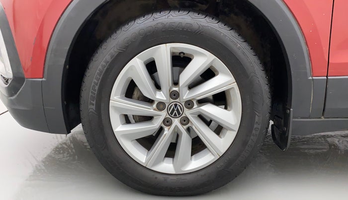 2022 Volkswagen TAIGUN HIGHLINE 1.0 TSI AT, Petrol, Automatic, 14,742 km, Left Front Wheel
