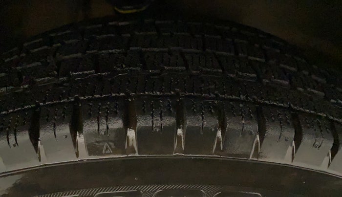 2018 Maruti Alto 800 VXI, Petrol, Manual, 67,837 km, Right Front Tyre Tread