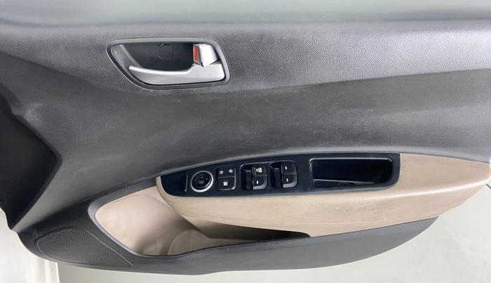 2015 Hyundai Grand i10 SPORTZ 1.2 KAPPA VTVT, Petrol, Manual, 85,922 km, Driver Side Door Panels Control