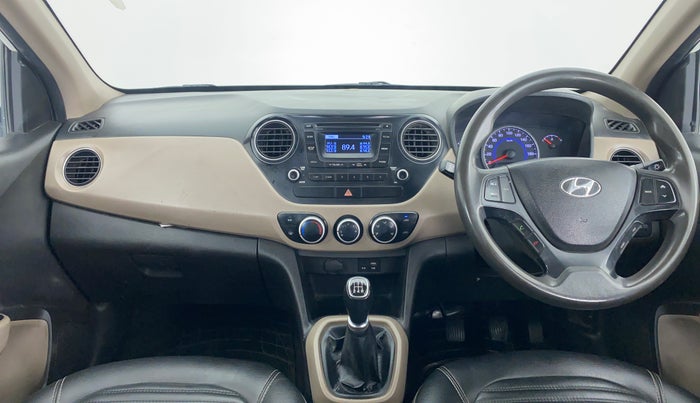 2015 Hyundai Grand i10 SPORTZ 1.2 KAPPA VTVT, Petrol, Manual, 85,922 km, Dashboard