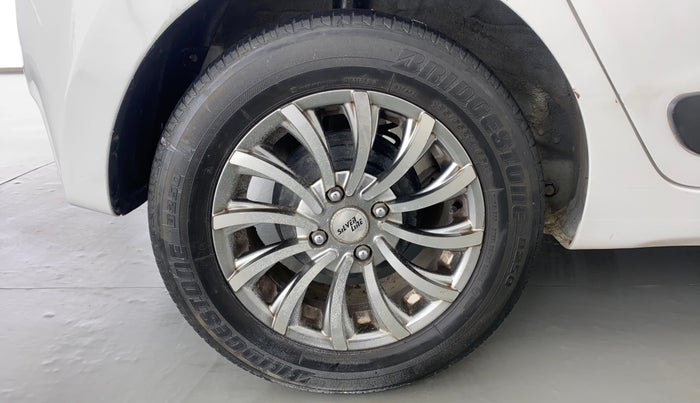 2015 Hyundai Grand i10 SPORTZ 1.2 KAPPA VTVT, Petrol, Manual, 85,922 km, Right Rear Wheel